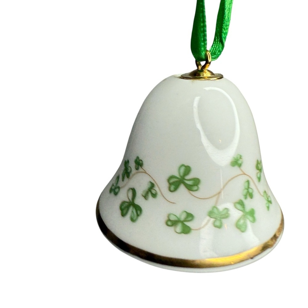 Irish Ornament Royal Tara Porcelain Shamrock Clover Decorated Bell Ireland Made